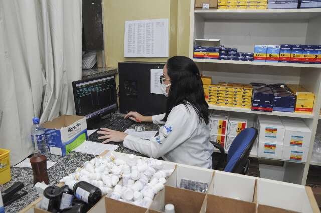 MP apura se administrativos estão entregando medicamentos em farmácias de postos