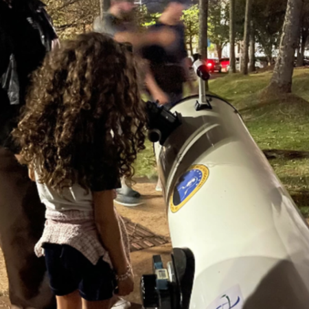 Curso gratuito de introdução à astronomia abre vagas