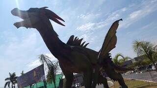 Dragões gigantes invadem o Bosque em exposição gratuita Dragões gigantes invadem o Bosque em exposição gratuita