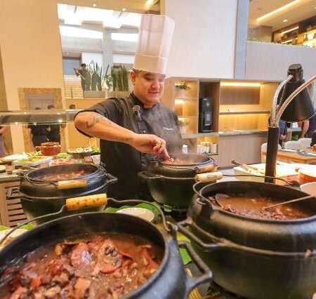 Antigo Hotel Campo Grande retoma feijoada e faz gente voltar no tempo