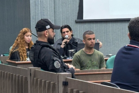 Após anulação, júri volta a condenar réu por execução nas Moreninhas