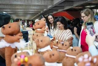 Entre cerâmica e erva-mate, mulheres mostram caminhos de autonomia financeira