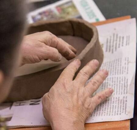 Hoje tem Semana do Artesão, oficina de quadrinhos e feira de brechós