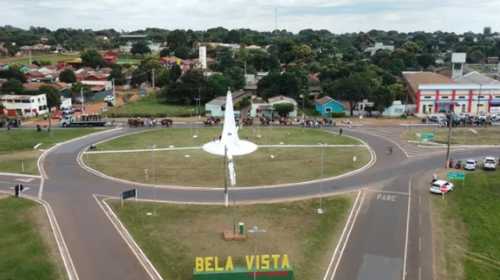 Rapaz de 20 anos é socorrido em estado grave após ser baleado na boca