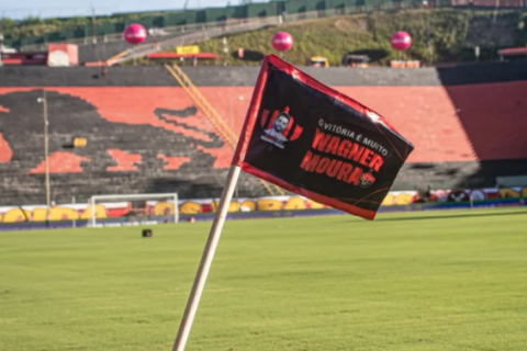 Vitória vence Atlético-MG no Barradão e sobe na tabela do Brasileirão