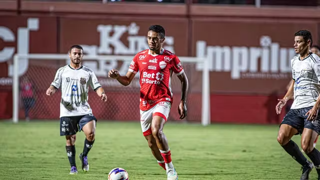 Operário sofre goleada do Vila Nova e perde invencibilidade na temporada