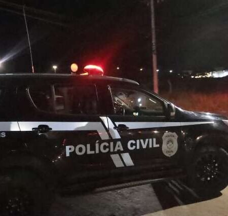 Alcides Bernal deixa delegacia cinco horas após morte de fiscal