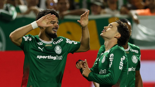 Palmeiras bate São Paulo e confirma presença na final do Paulistão