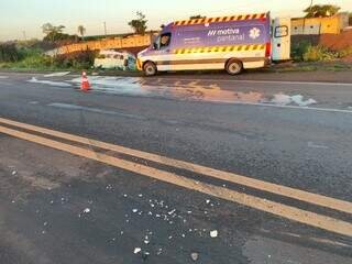 Casal morre em colisão entre Kombi e carreta na rodovia BR-163