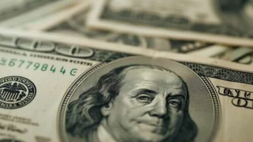 Dólar sobe a R$ 5,31 e atinge maior valor em dois meses com tensão global