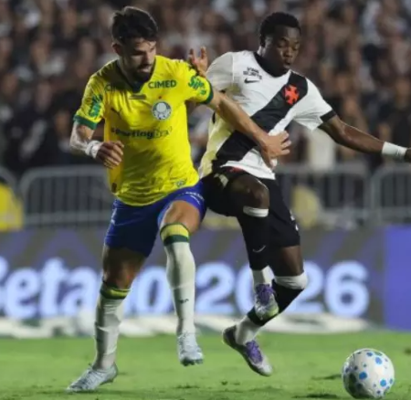 Vasco vence o Palmeiras de virada e estreia Renato Gaúcho com triunfo