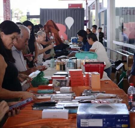 Irmãs Franciscanas promovem bazar com itens apreendidos pela Receita Federal