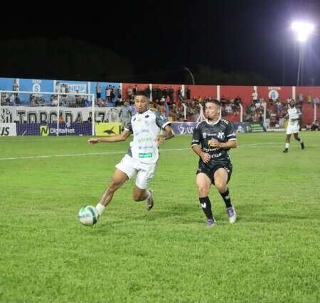 Operário sai na frente no 1º tempo e fica perto da final do estadual