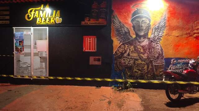 Adolescente é baleado com 3 tiros de pistola 9 milímetros em conveniência