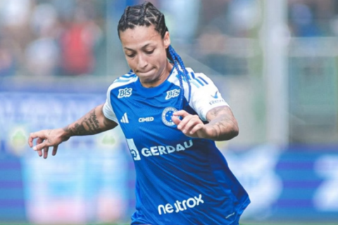 Cruzeiro vira sobre Atlético-MG, mantém invencibilidade e complica rival