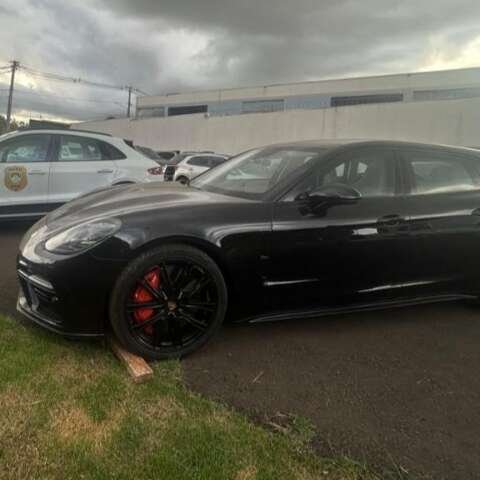 Porsche de R$ 1 milhão ligado a líder de facção é apreendido em Campo Grande