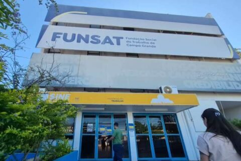 Funsat oferece 1.181 vagas de emprego em 113 funções nesta terça-feira