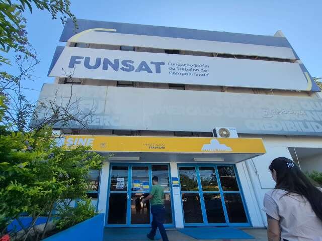 Funsat oferece 1.181 vagas de emprego em 113 funções nesta terça-feira