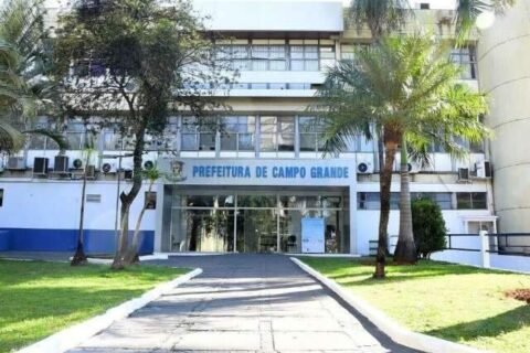 Prefeitura abre seleção temporária para motoristas com salário de R$ 1.621