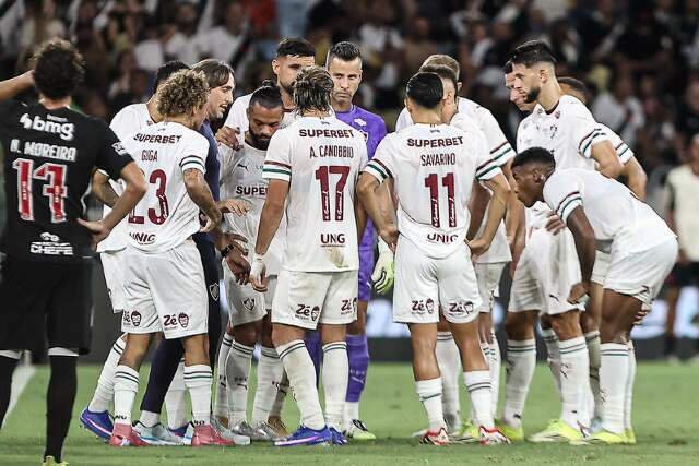 Vasco reage após início relâmpago e vence o Fluminense de virada nos acréscimos