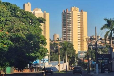 Domingo será de calor e sol em MS; chuva ganha força na segunda-feira