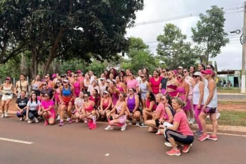 No dia delas, mulherada trocou descanso por corrida no parque