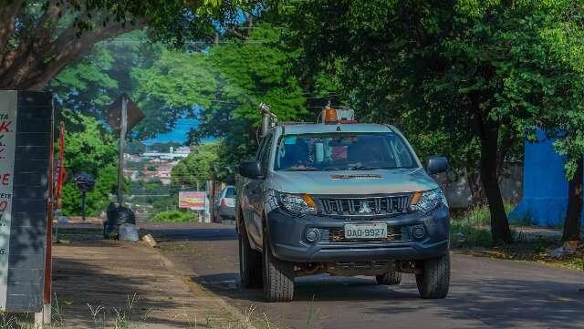 Fumacê volta aos bairros: combate à dengue depende de cada morador
