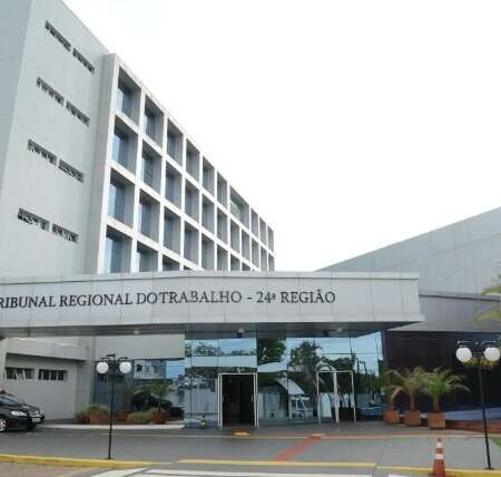 Frigorífico de Mundo Novo é condenado a pagar R$ 245 mil a contadora