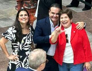 “Vamos vencer”, disse Lula a Fábio Trad e Gilda, pré-chapa do PT para o Governo “Vamos vencer”, disse Lula a Fábio Trad e Gilda, pré-chapa do PT para o Governo