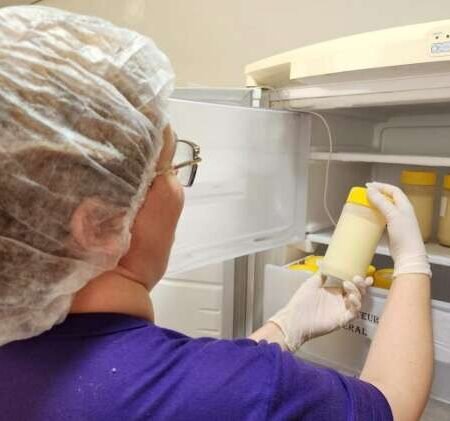 Doações de leite materno crescem em MS, mas HU registra estoque crítico