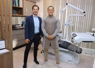 Fim do medo? Implante dentário ganha força em Campo Grande