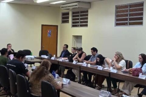 Conselho rejeita duas vezes proposta de terceirização das unidades de saúde