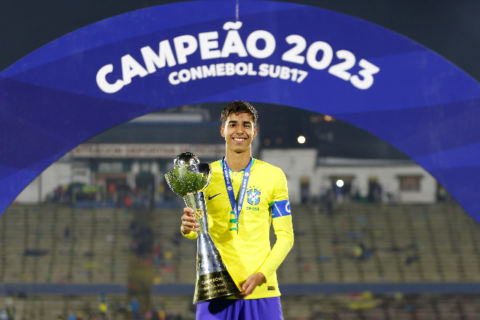 Ex-Palmeiras, Vitor Reis é convocado por Ancelotti para amistoso da Seleção