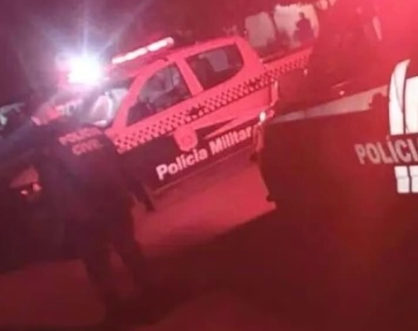 Homem é condenado a 20 anos por tentar matar ex a facadas