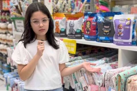 Marina caiu na trend e fez o marketing da São Gonçalo para o pai,