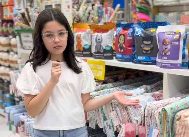 Marina caiu na trend e fez o marketing da São Gonçalo para o pai,