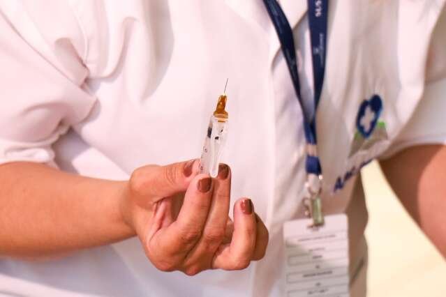 Shopping recebe plantão de vacinação contra a gripe para grupos prioritários