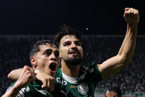 Flaco López marca e Palmeiras sai na frente na final do Paulistão