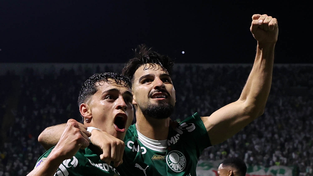 Flaco López marca e Palmeiras sai na frente na final do Paulistão