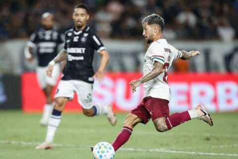 Flu bate o Remo por 2 a 0 e assume terceira posição na tabela