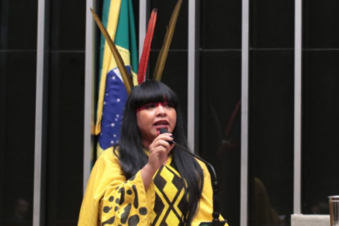 Proposta quer mapear impactos da crise climática em mulheres