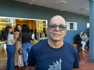 Morre Sebastião Moreira da Costa, referência nas barbearias e futebol da Capital Morre Sebastião Moreira da Costa, referência nas barbearias e futebol da Capital