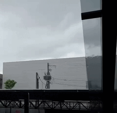 Pancada de chuva atinge bairros da região central de Campo Grande