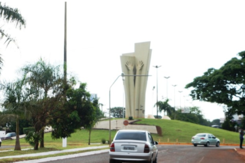 Criminosos se passam por advogada e promotor em golpe da falsa ação judicial