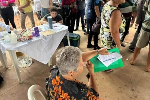 Evento no Dia Mundial do Rim vira chance de exames para aposentada com dores