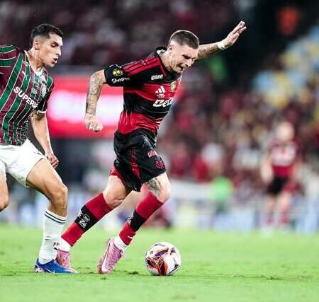 Rossi defende pênaltis, Flamengo vence Fluminense e conquista título