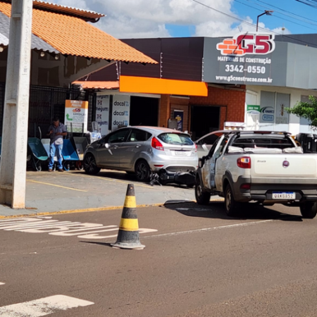 Motorista atinge motociclista em mais um acidente em corredor de ônibus