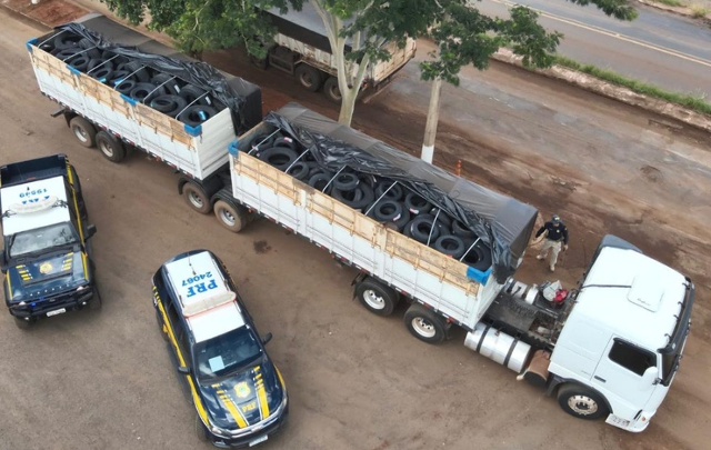 Carreta carregada com pneus contrabandeados é apreendida na BR-163