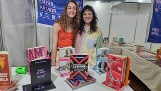 Apoio coletivo arrecada R$ 34 mil e "salva" livraria autônoma 