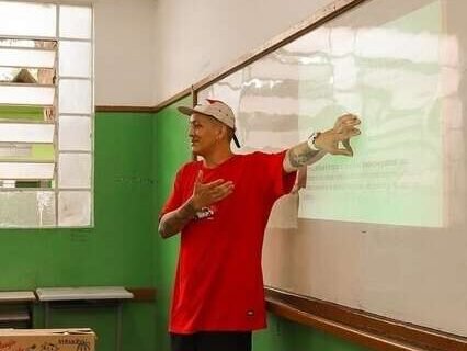 Du Mato pede para continuar estudando após se entregar à polícia